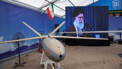 إيران تلمح لزيادة مدى صواريخها ومراجعة عقيدتها النووية