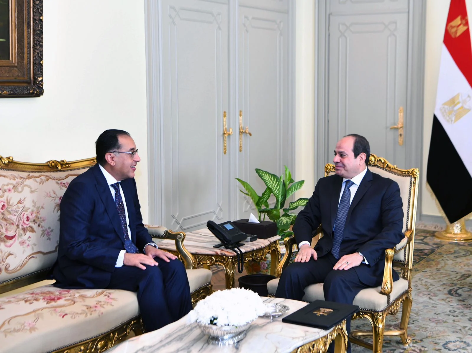 الرئيس المصري عبد الفتاح السيسي يكلف مصطفى مدبولي بتشكيل حكومة جديدة