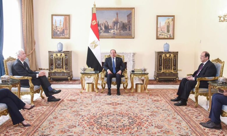 «السيسي» يستقبل رئيس الـ"CIA" في القاهرة