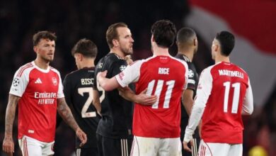 احتفالية لاعبة ارسنال بعد فوزهم على بايرن