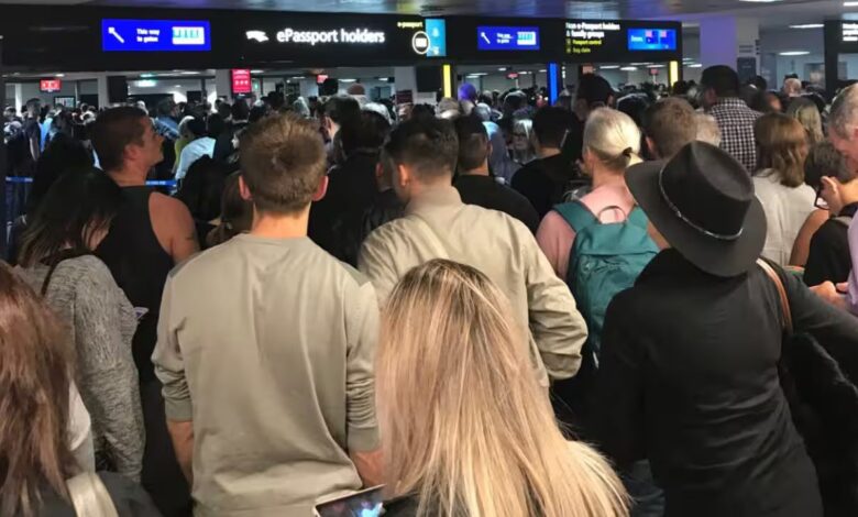 عطل مفاجئ يشل مطارات أستراليا