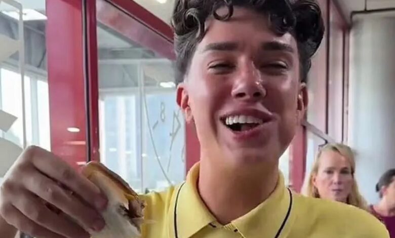 مؤثر أسترالي في ورطة